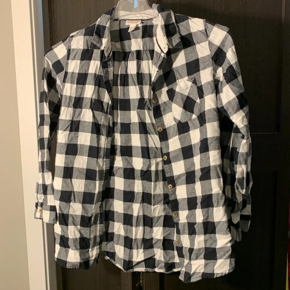 Cat & Jack Other - Cat & Jack black & white plaid button-up